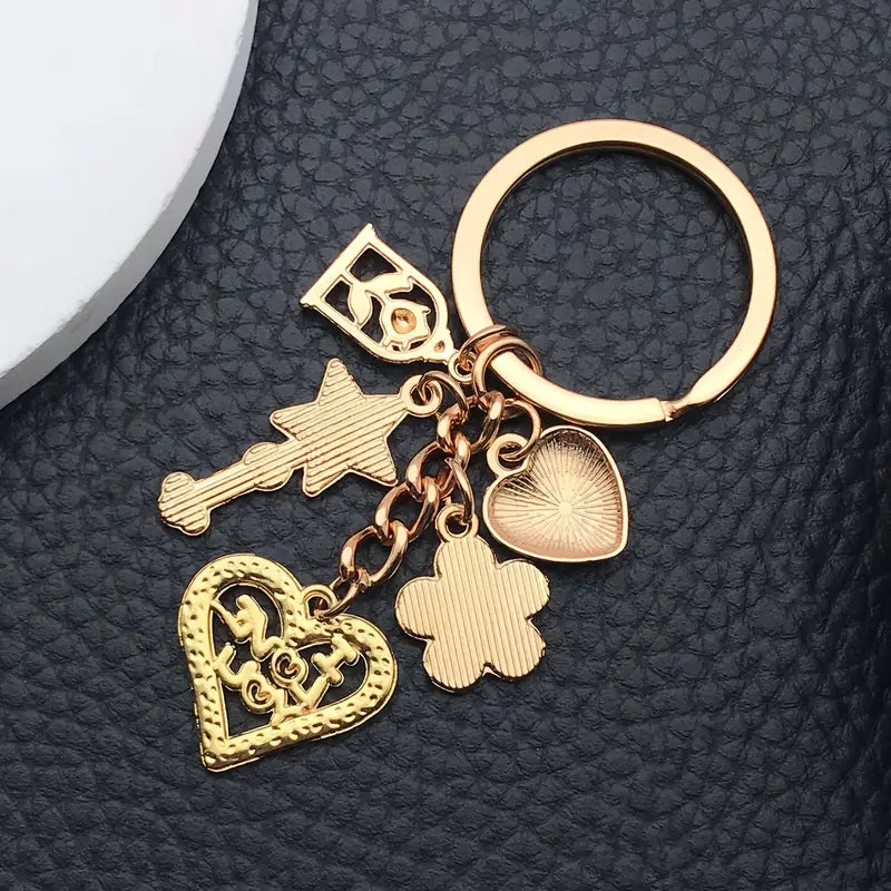 Red Heart & Rose Keychain – Elegant and Versatile