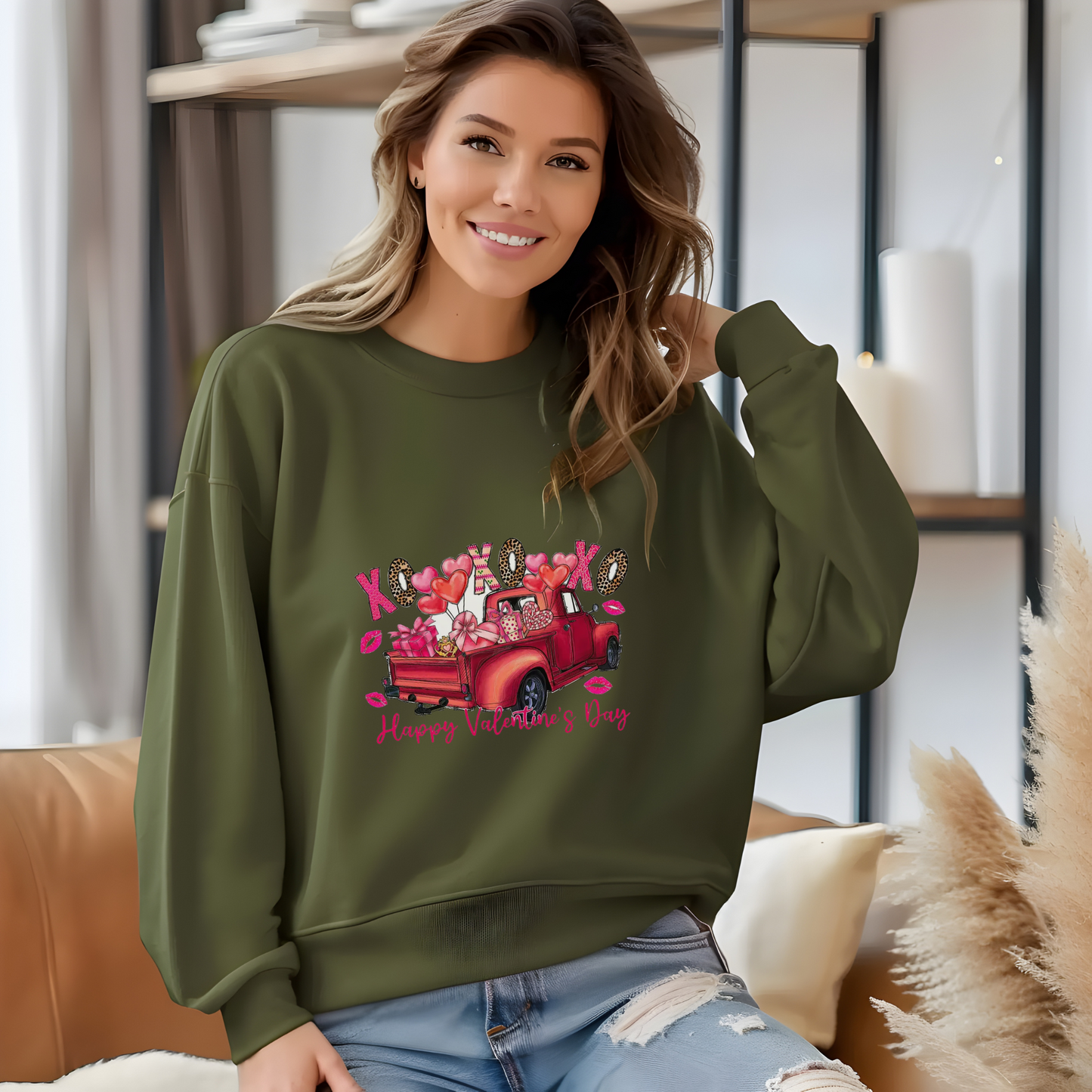 Crewneck unisexe Happy Valentine's Day Truck - Cadeau festif et confortable pour l'amour et le style