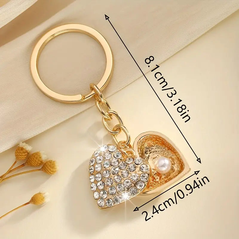 Lujoso llavero de aleación con forma de corazón para San Valentín, con perlas artificiales y pedrería: un regalo de lujo para mujer.
