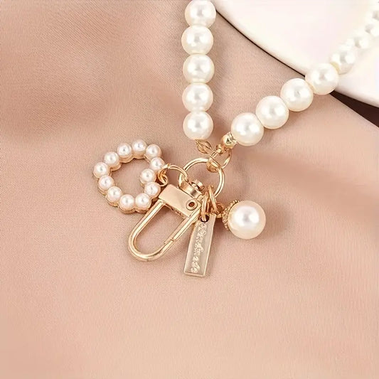 Beautiful Shell Love Heart Beaded Keychain – Stylish Charm for Car, School Bags, and More