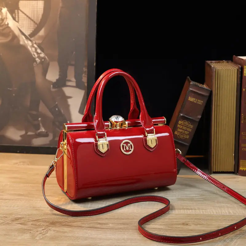 women's handbags offering timeless elegance and versatile designs for everyday use or a sleek clutch for special occasions