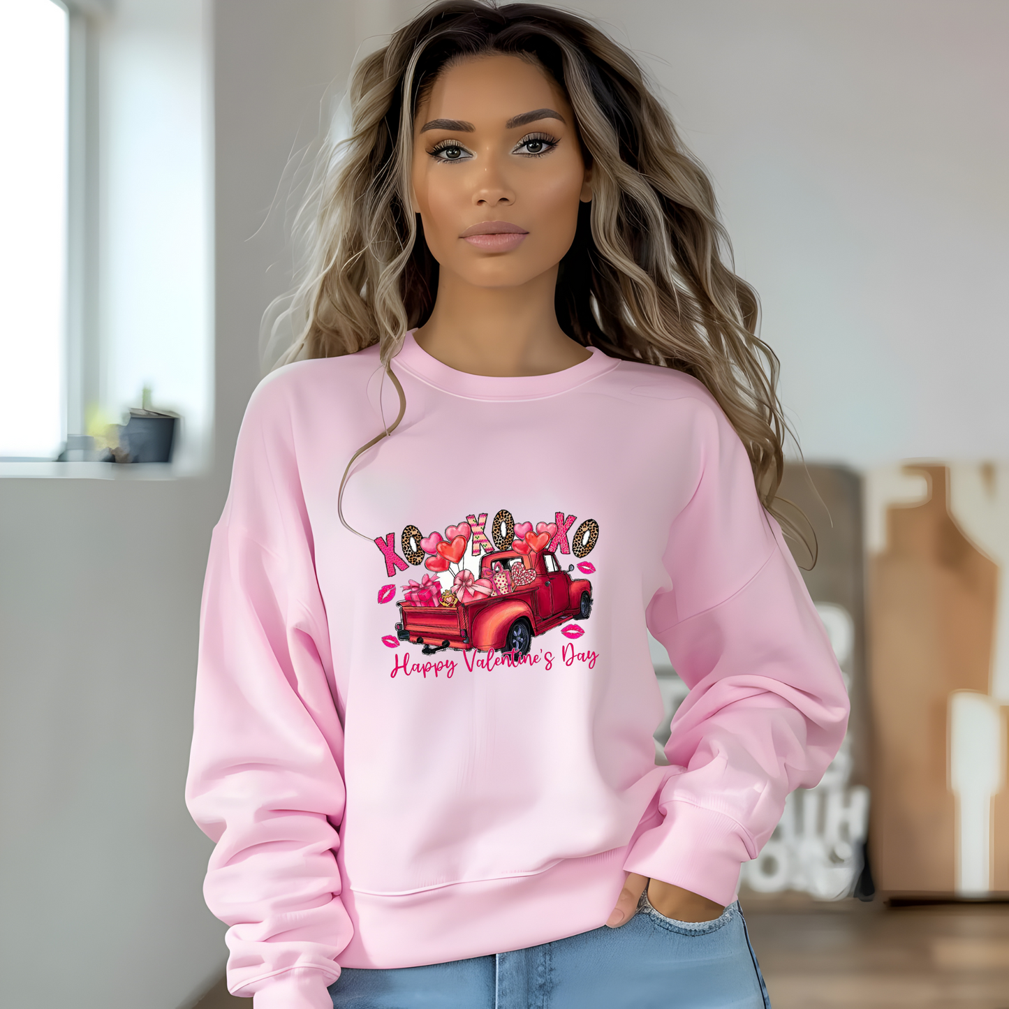 Crewneck unisexe Happy Valentine's Day Truck - Cadeau festif et confortable pour l'amour et le style